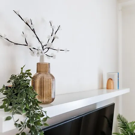 アパート Peaceful One Bedroom By Rentero